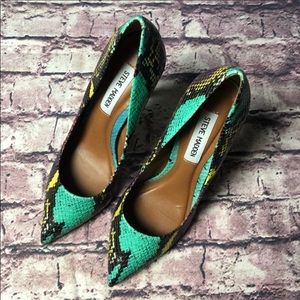 Steve Madden Proto Pumps